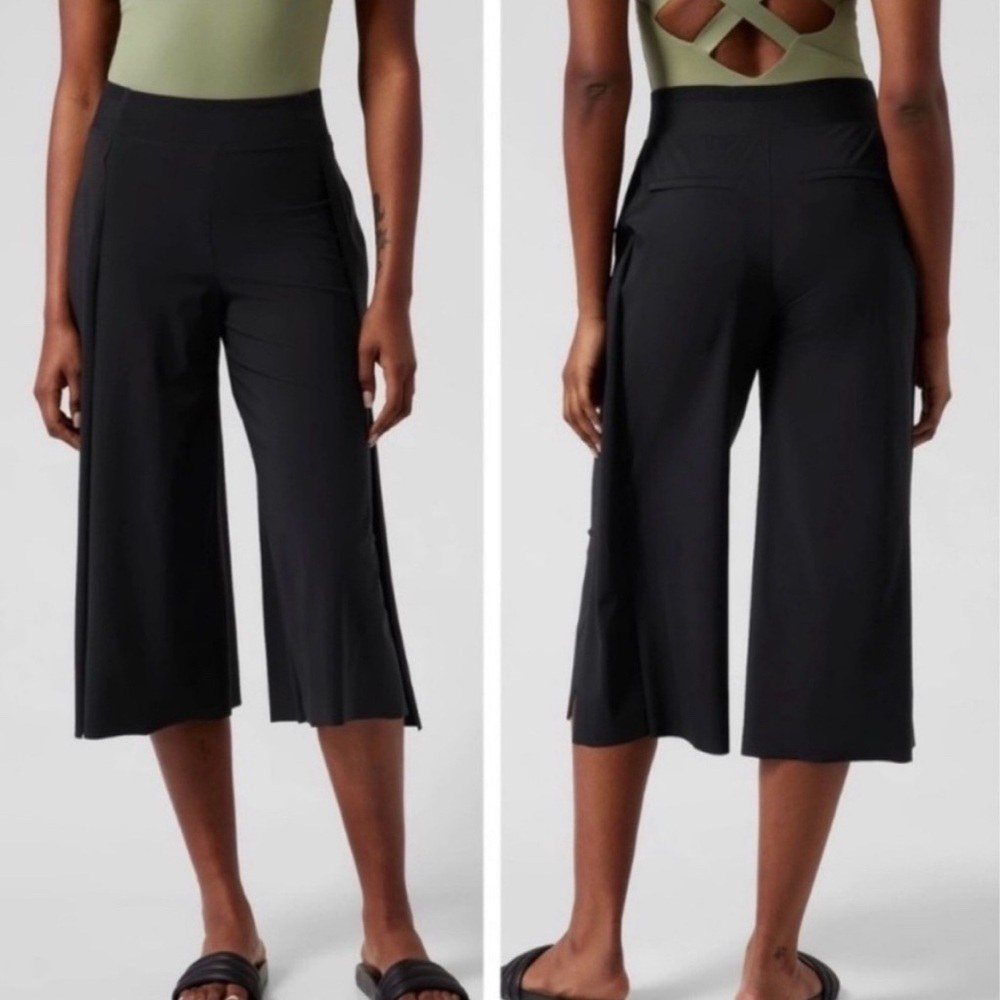 NWT Athleta Cosmic wrap pant size 10 black color